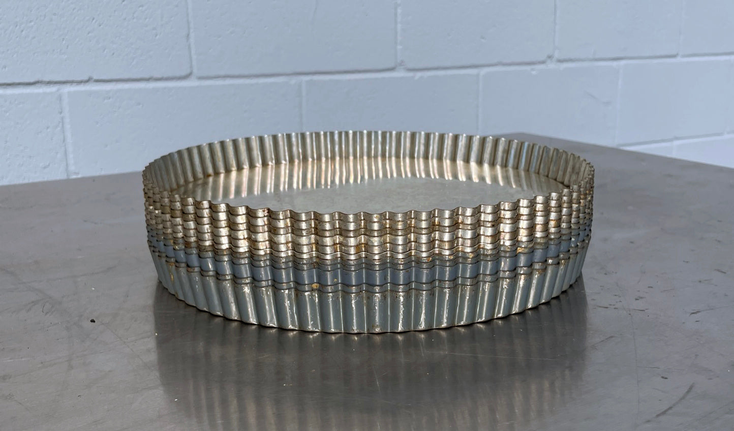 Lot Of (10) 10″ Removable Bottom Aluminum Fluted Tart Bakery Pastry Pans