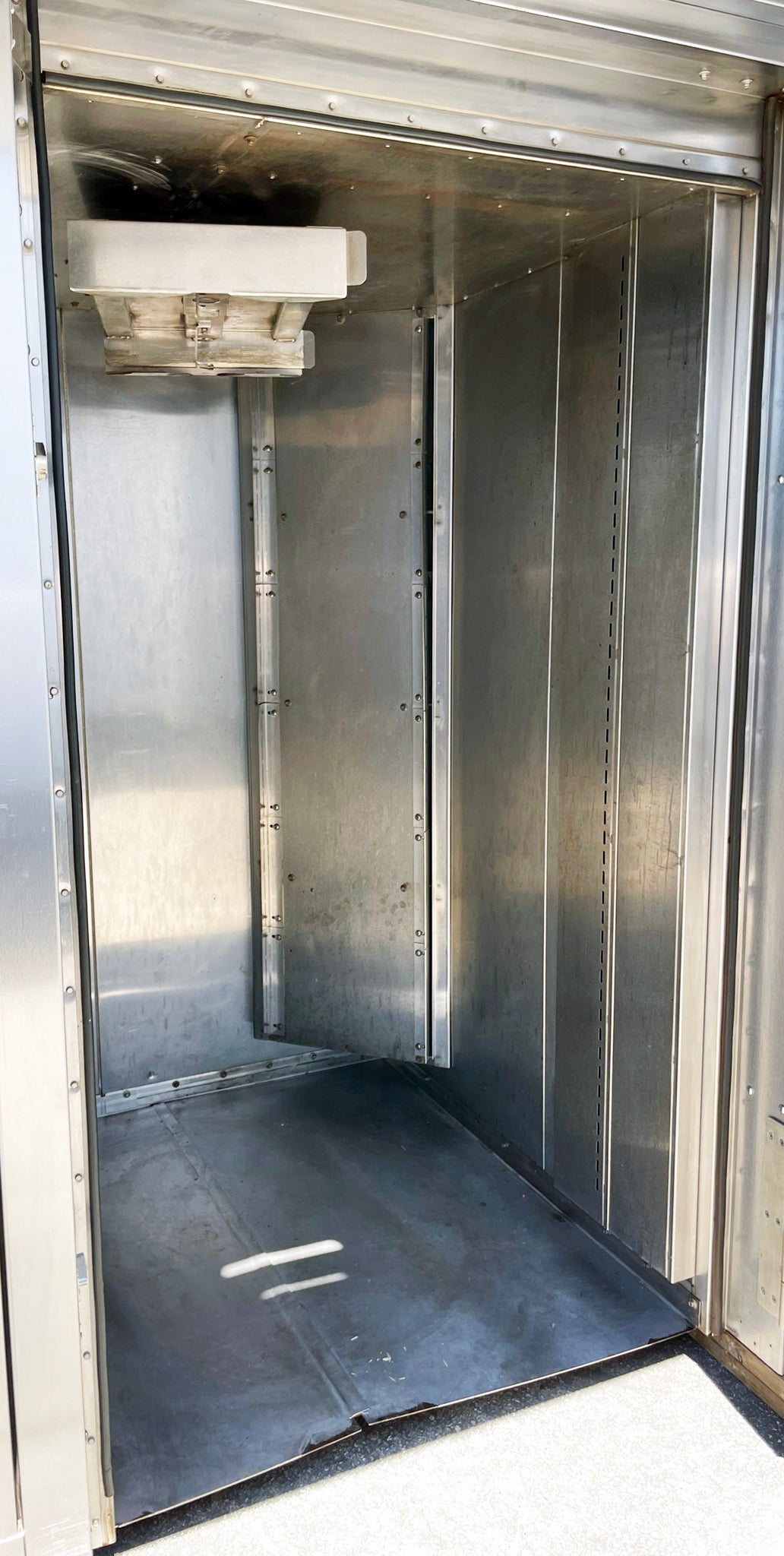 Baxter (OV500G2-EE) Double Rotating Rack “A” Lift Gas Commercial Bakery Oven