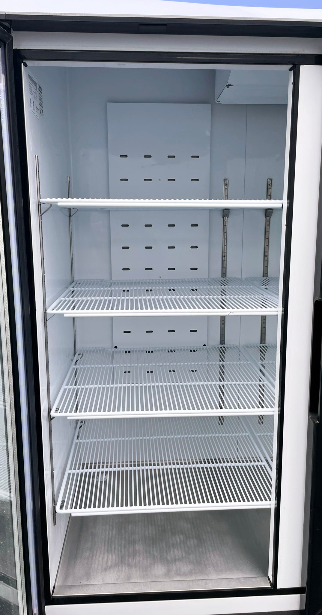 Blue Air (BKGF72-HC) 82″W 3-Door Reach-In Commercial Glass Merchandiser Freezer