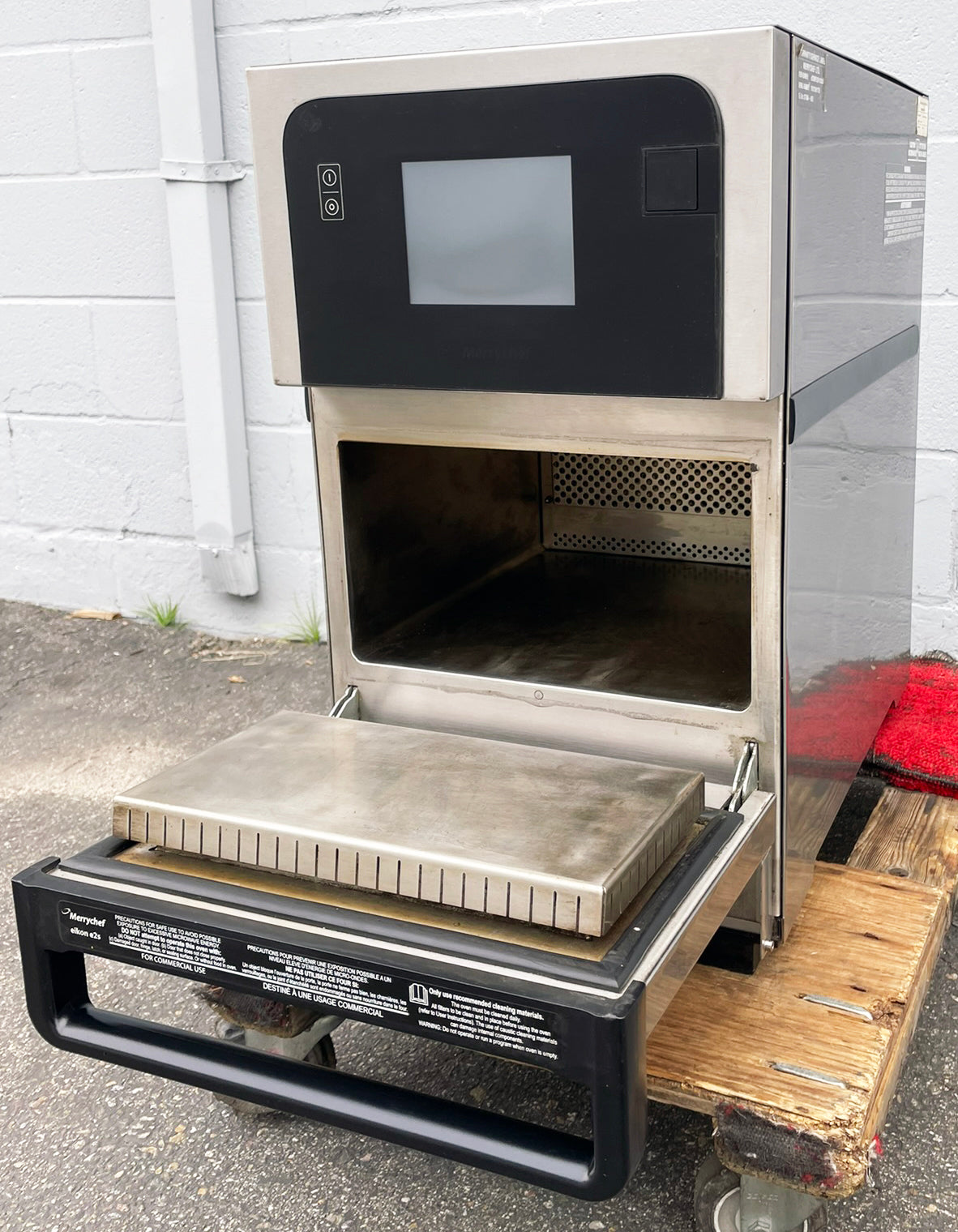 Merrychef (e2s) High Speed Accelerated Cooking Countertop Convection Baking Oven