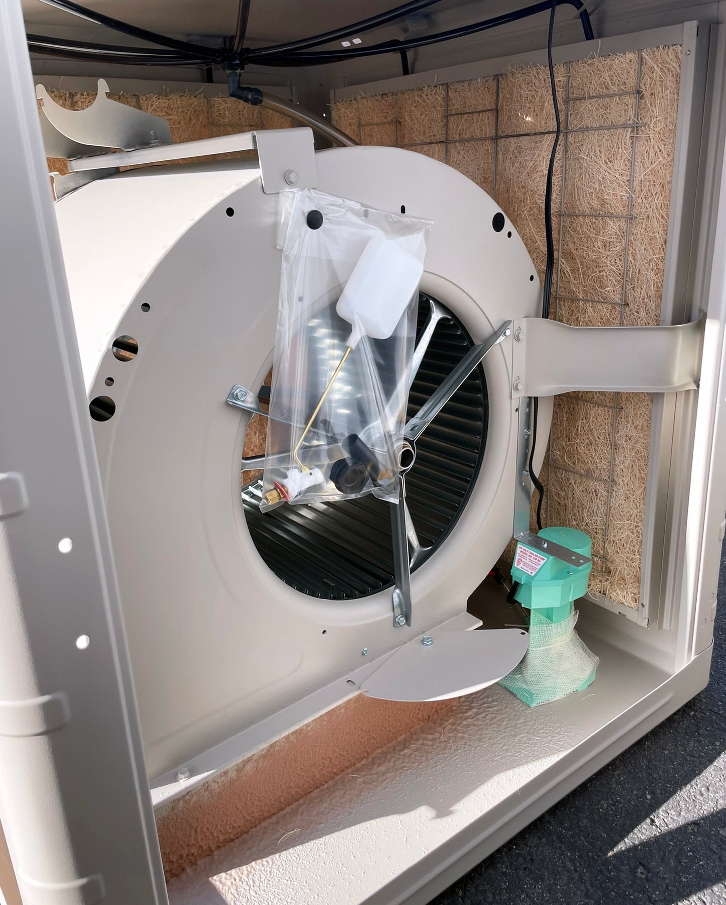 NEW Frigiking (FD450A) 4,500CFM Residential Down Draft Evaporative Swamp Cooler