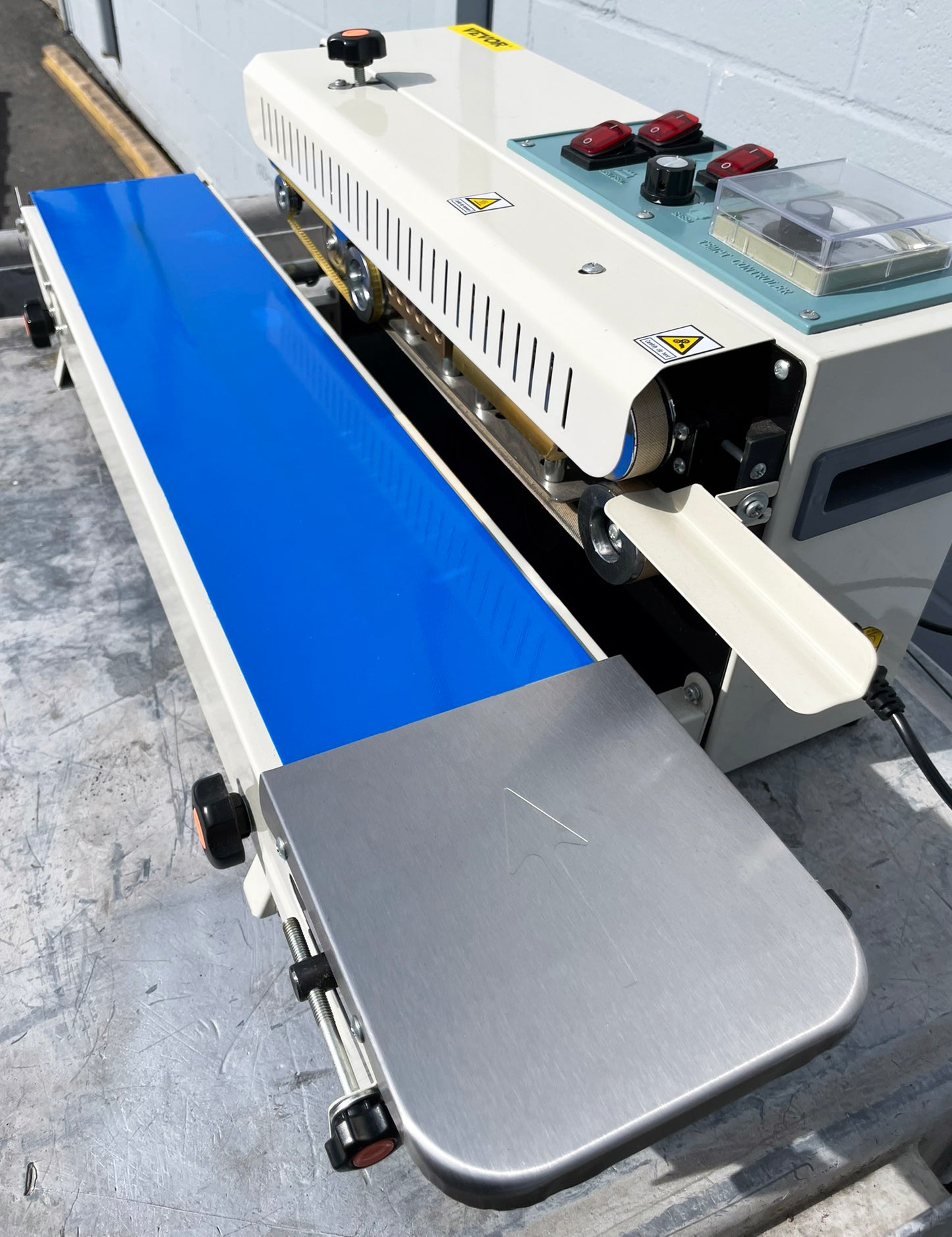 Vevor (FR-900) Automatic Countertop Commercial Continuous Horizontal Bag Sealer
