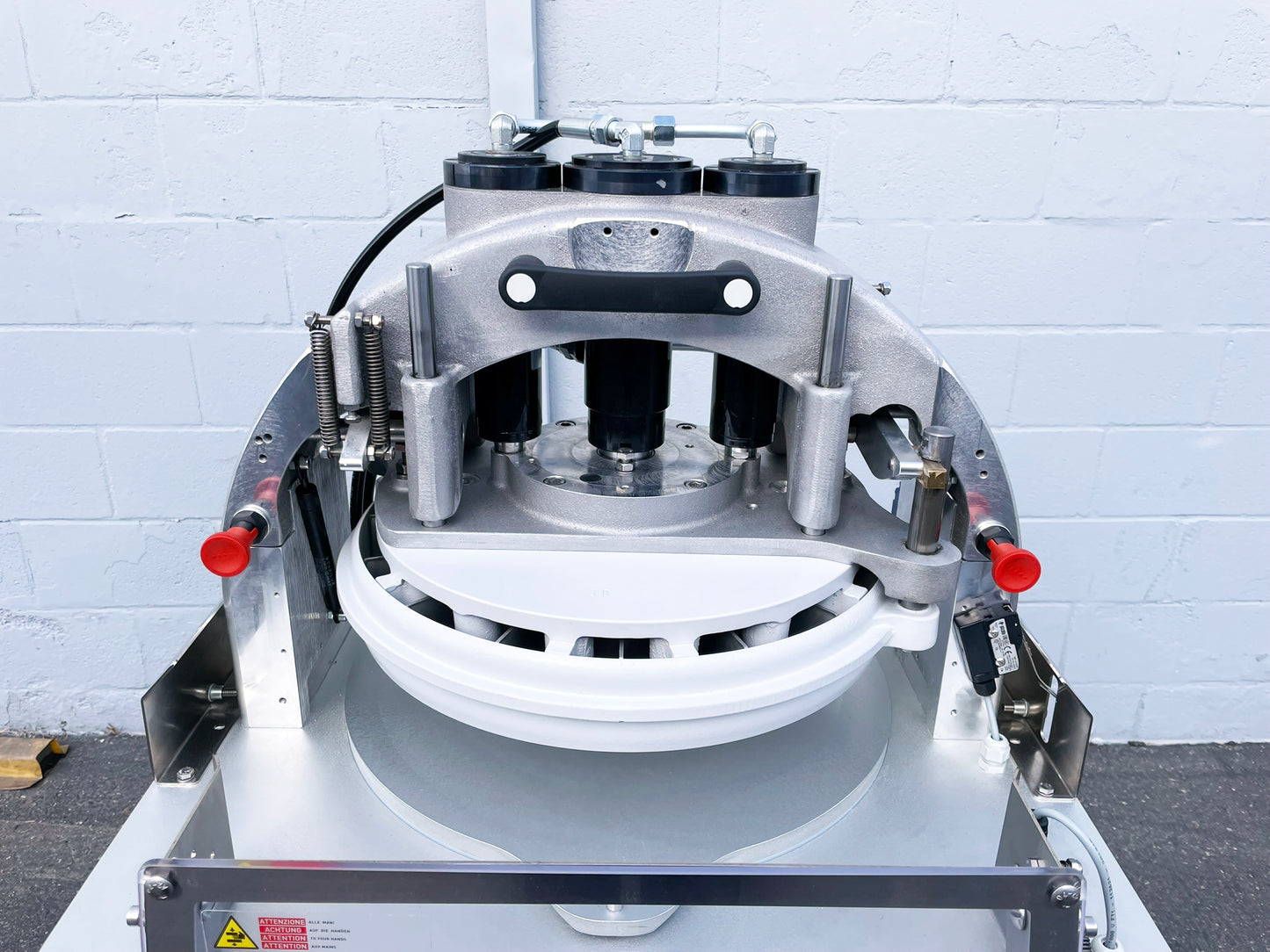 Vitella (SPASA30) 30-Part (40g TO 135g) Semi-Automatic Commercial Bakery Dough Divider Rounder