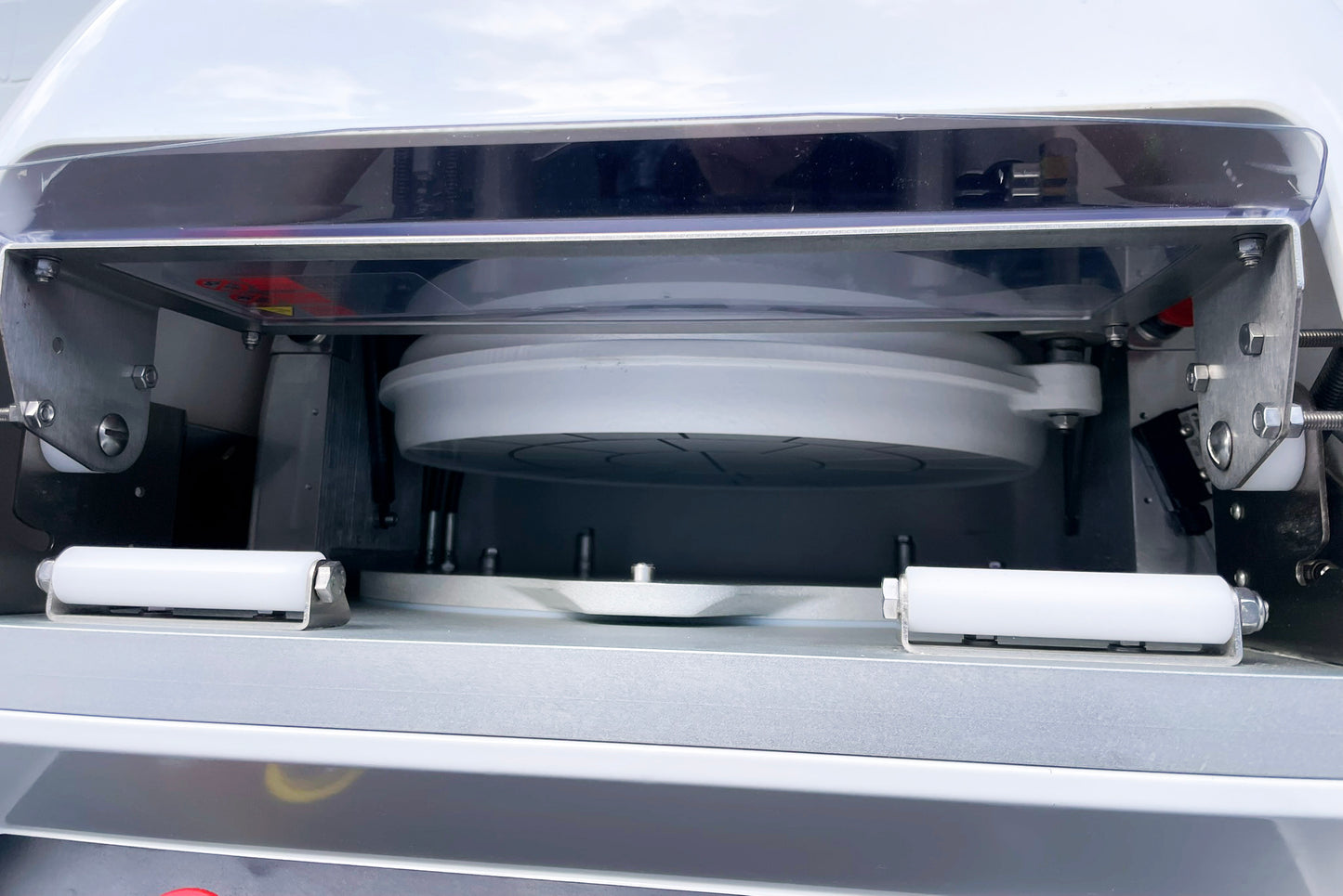 Vitella (SPASA30) 30-Part (40g TO 135g) Semi-Automatic Commercial Bakery Dough Divider Rounder