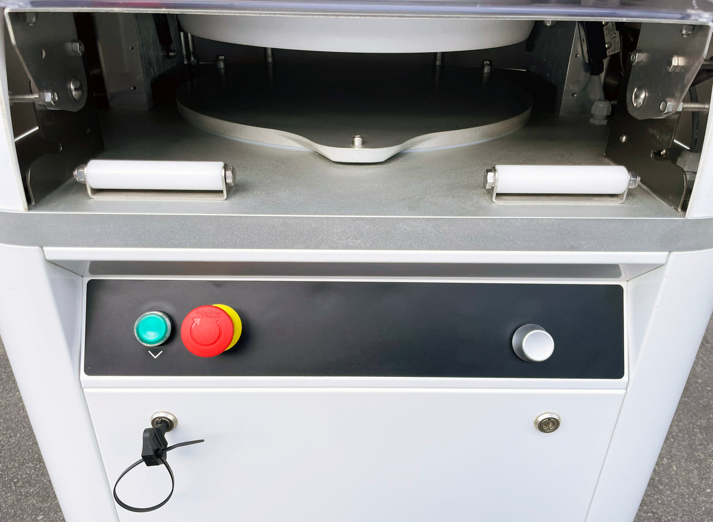Vitella (SPASA30) 30-Part (40g TO 135g) Semi-Automatic Commercial Bakery Dough Divider Rounder