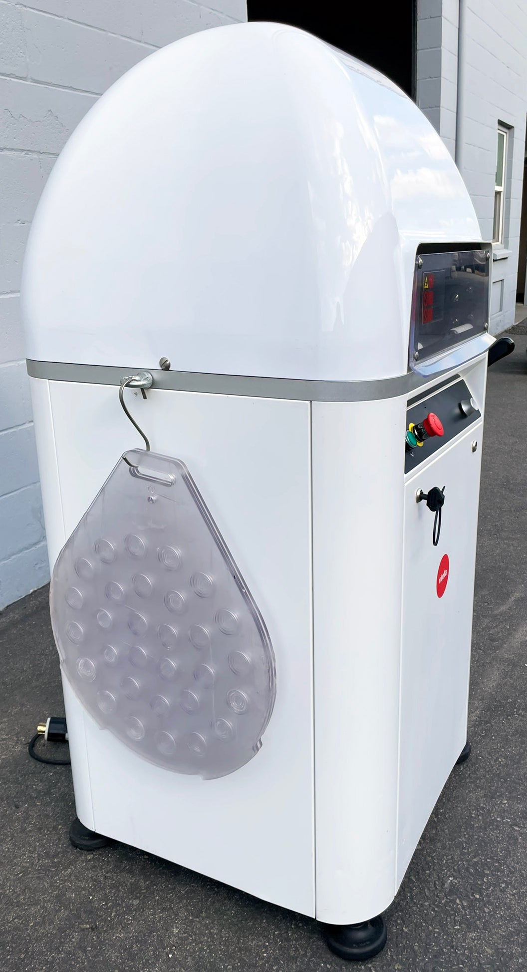 Vitella (SPASA30) 30-Part (40g TO 135g) Semi-Automatic Commercial Bakery Dough Divider Rounder