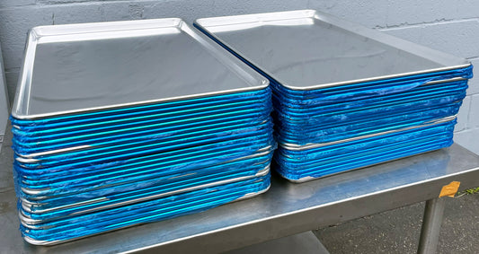 Lot Of (50) NEW Choice 407BUNFULL 19 Gauge Commercial Aluminum Baking Sheet Pans