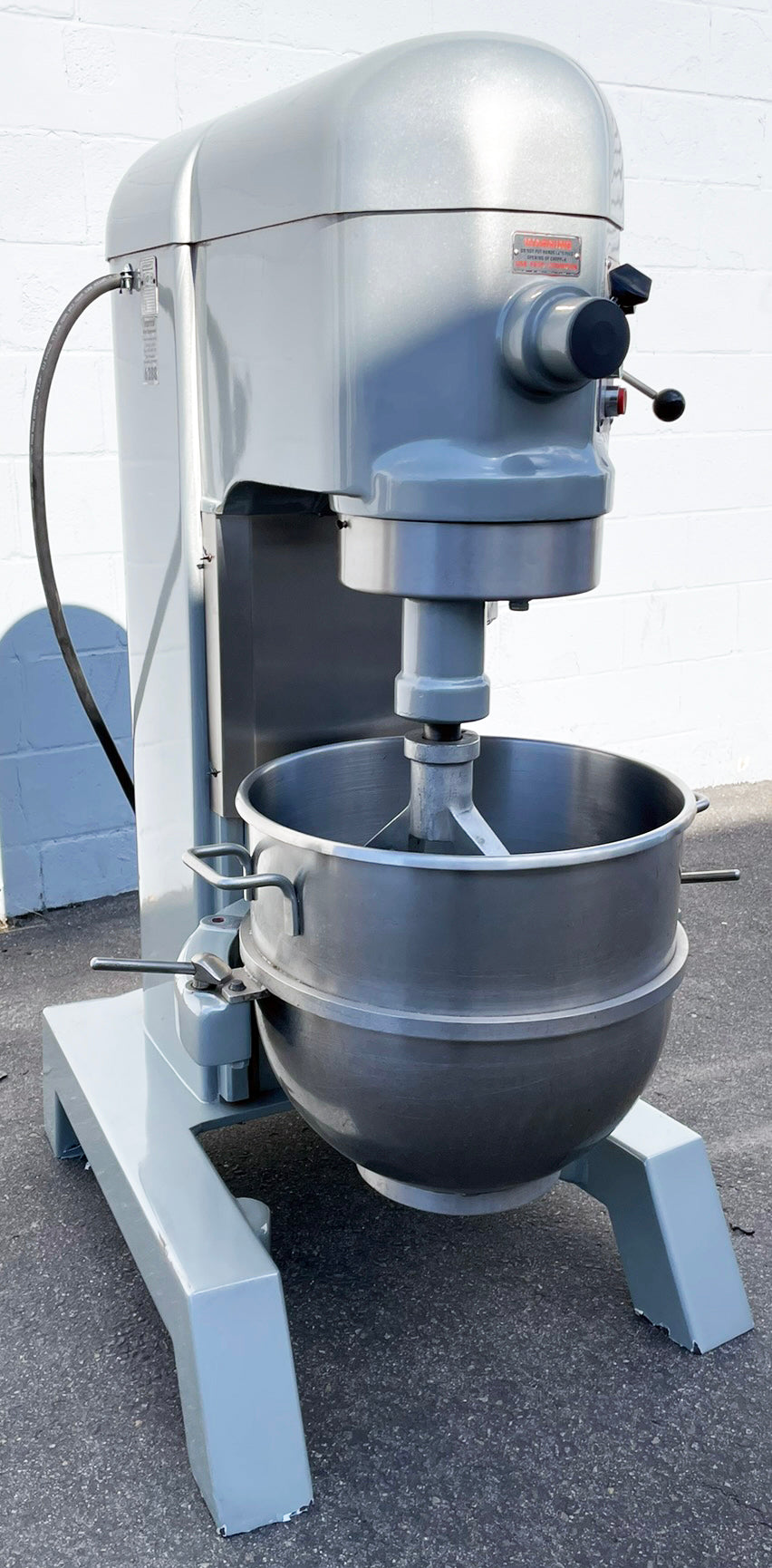 Hobart (H-600T) 60 Quart 4 Speed Bakery Restaurant Commercial Dough Food Mixer