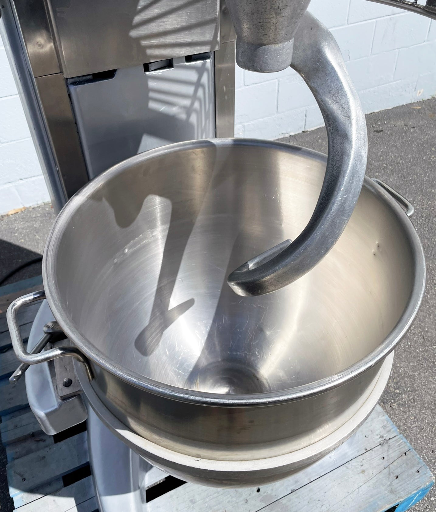 Hobart (M802) 80 Quart 4 Speed Tall Column Commercial Bakery Dough Food Mixer