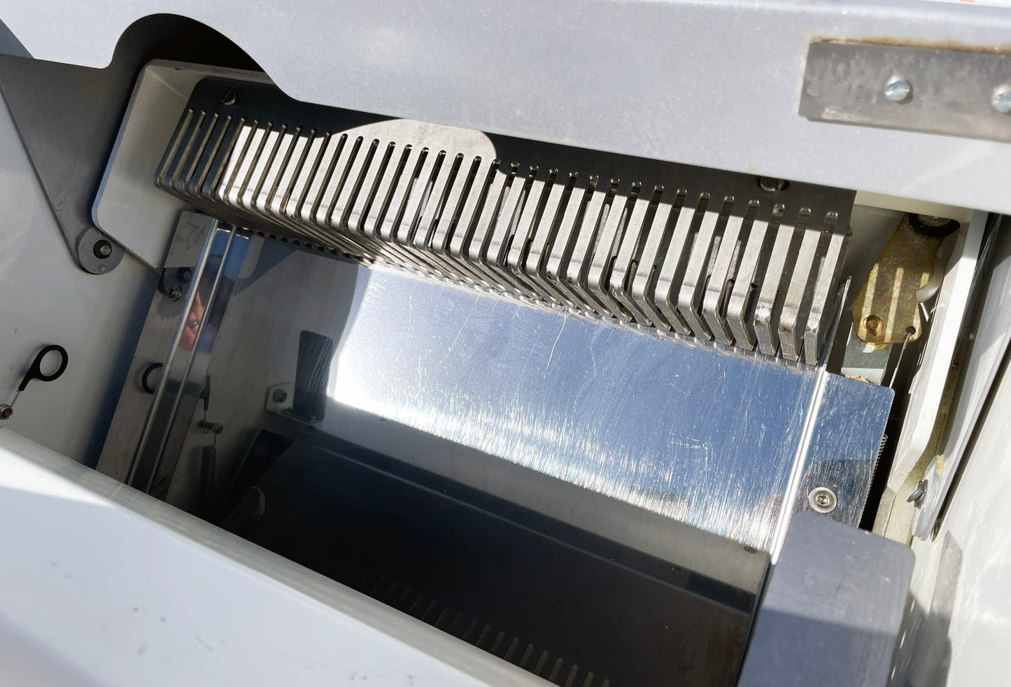 JAC (SLC450/12) 1/2″ Automatic Slicing Self-Loading Commercial Bakery Bread Slicer