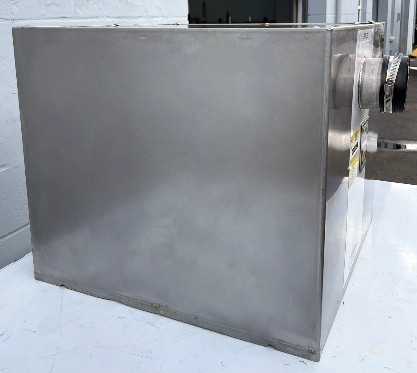 Jay R Smith (8025SS) Stainless 50lb Restaurant Kitchen Grease Trap Interceptor
