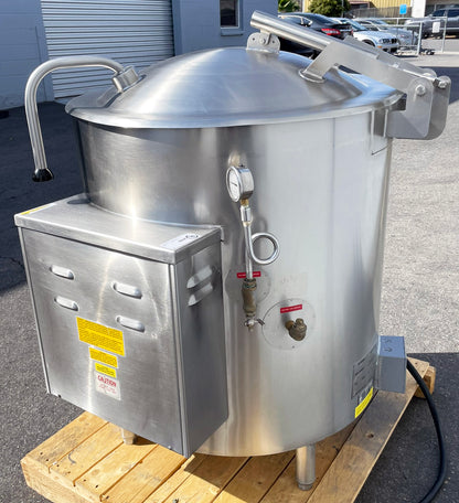 Legion (LEC-40) 40 GAL Industrial 150℉-260℉ Stationary Insulated Electric Kettle