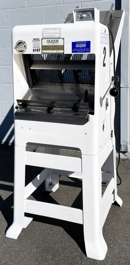 Oliver (797-32) 1/2″ Gravity Feed Commercial Bakery Bread Food Slicer