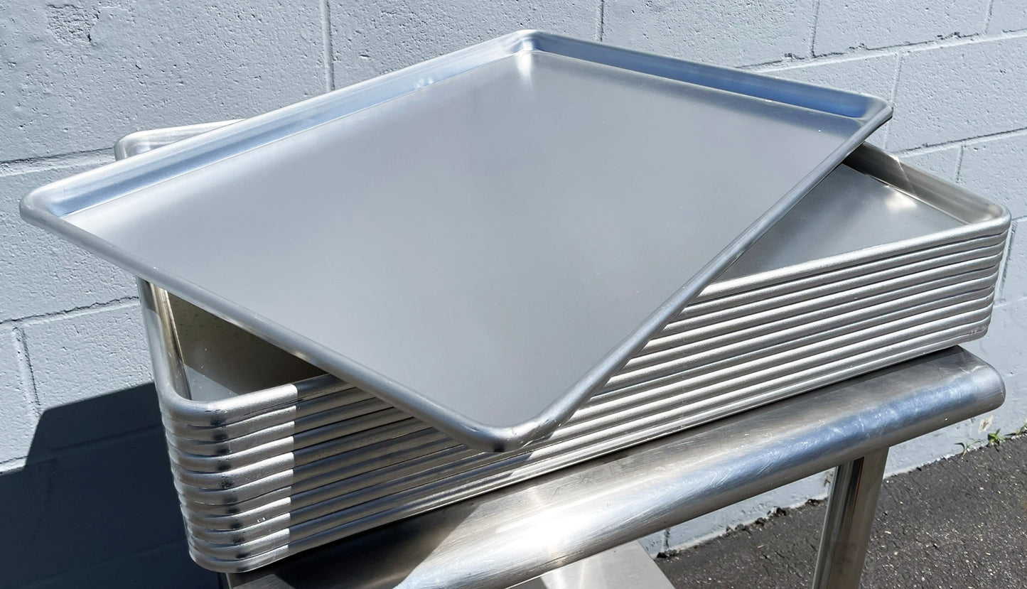 Lot Of 12 NEW Vollrath (5315) 12 Gauge Full-Size Bakery Cooking Bun Sheet Pans